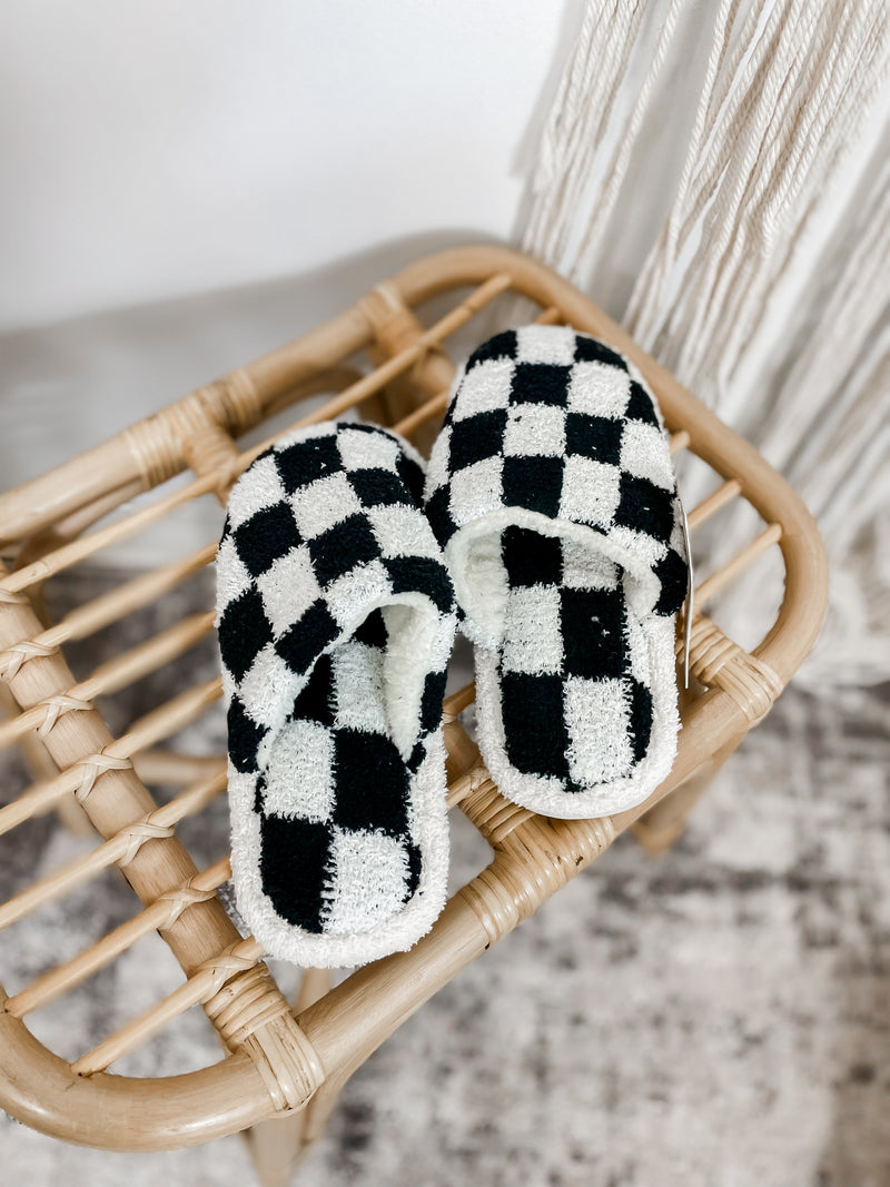Checkered Slippers- black