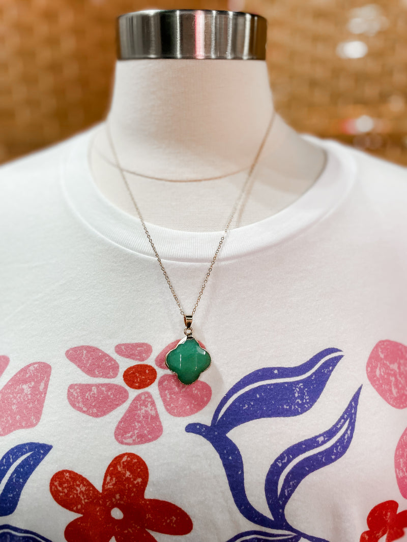 Clover Shape Stone Pendant Necklace